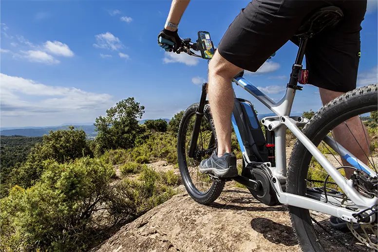 Mit dem Mountenbike in den Bergen.