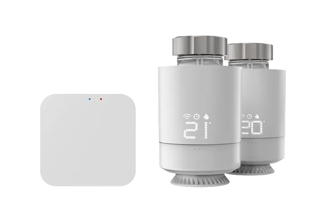 2 smarte Thermostate von Hama & Zentrale in Weiß